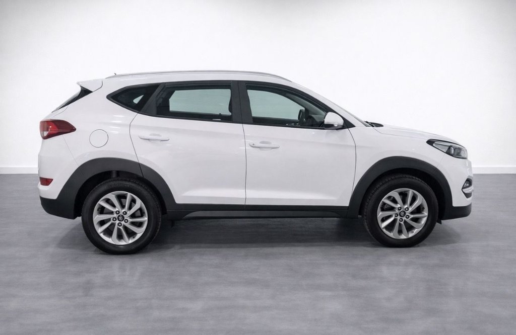 Used Hyundai TUCSON 2016 for sale - 77673526: Photo 10