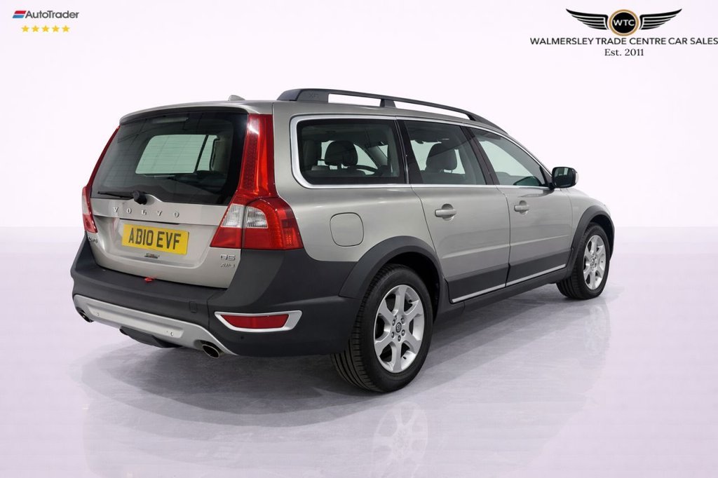 Used Volvo XC70 2010 for sale - 77990680: Photo 11