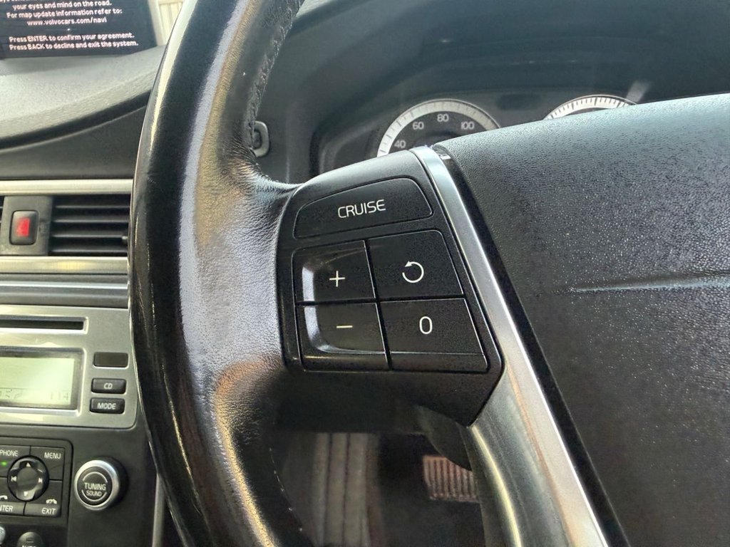 Used Volvo XC70 2010 for sale - 77990680: Photo 19