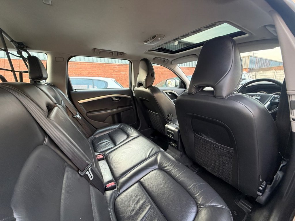 Used Volvo XC70 2010 for sale - 77990680: Photo 34