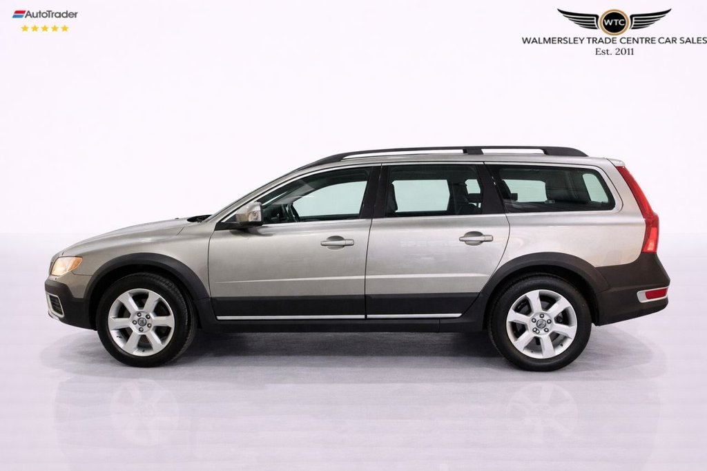 Used Volvo XC70 2010 for sale - 77990680: Photo 6