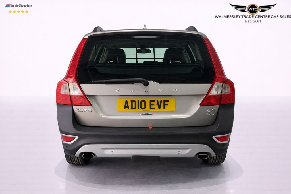 Used Volvo XC70 2010 for sale - 77990680: Photo 9