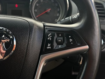 Used Vauxhall Insignia 2013 for sale - 78996477: Photo