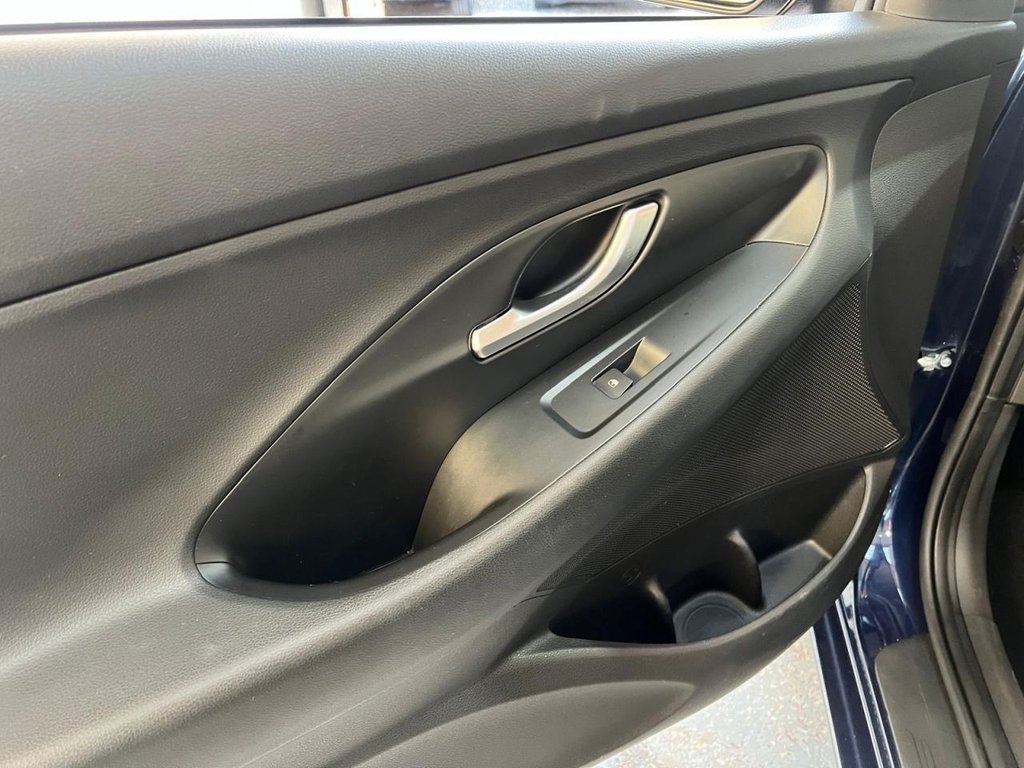 Used Hyundai i30 2018 for sale - 77673679: Photo 25