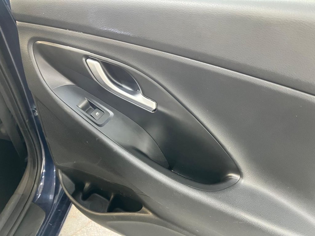 Used Hyundai i30 2018 for sale - 77673679: Photo 30