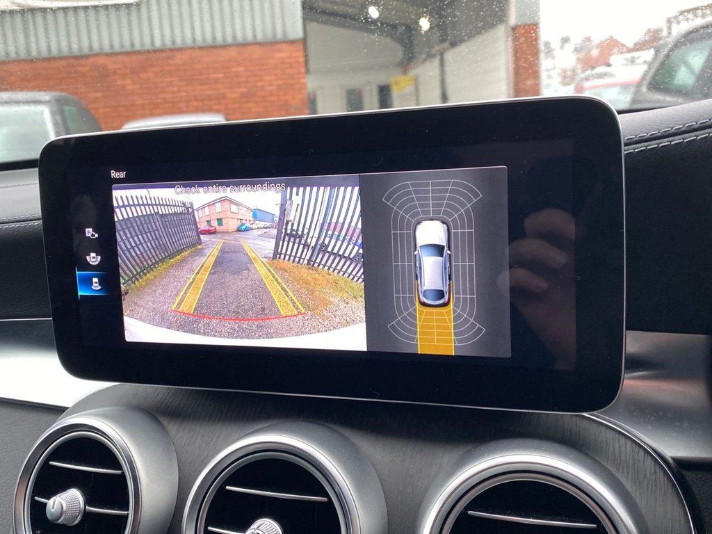 Used Mercedes-Benz GLC 2020 for sale - 76841012: Photo 35