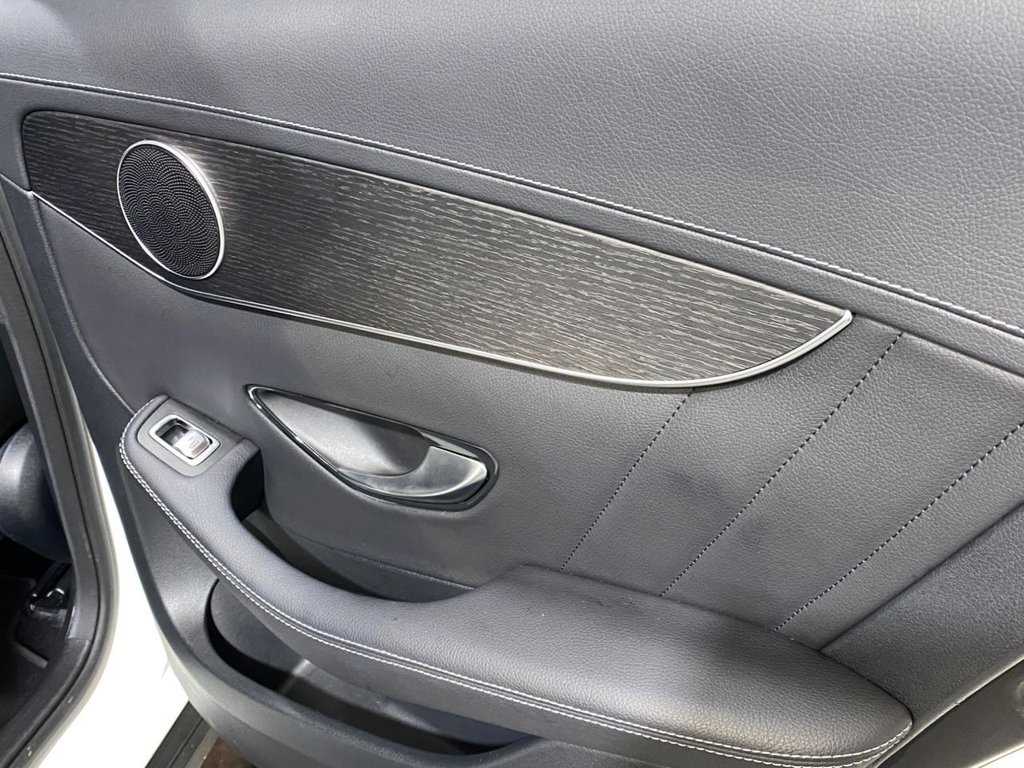 Used Mercedes-Benz GLC 2020 for sale - 76841012: Photo 40