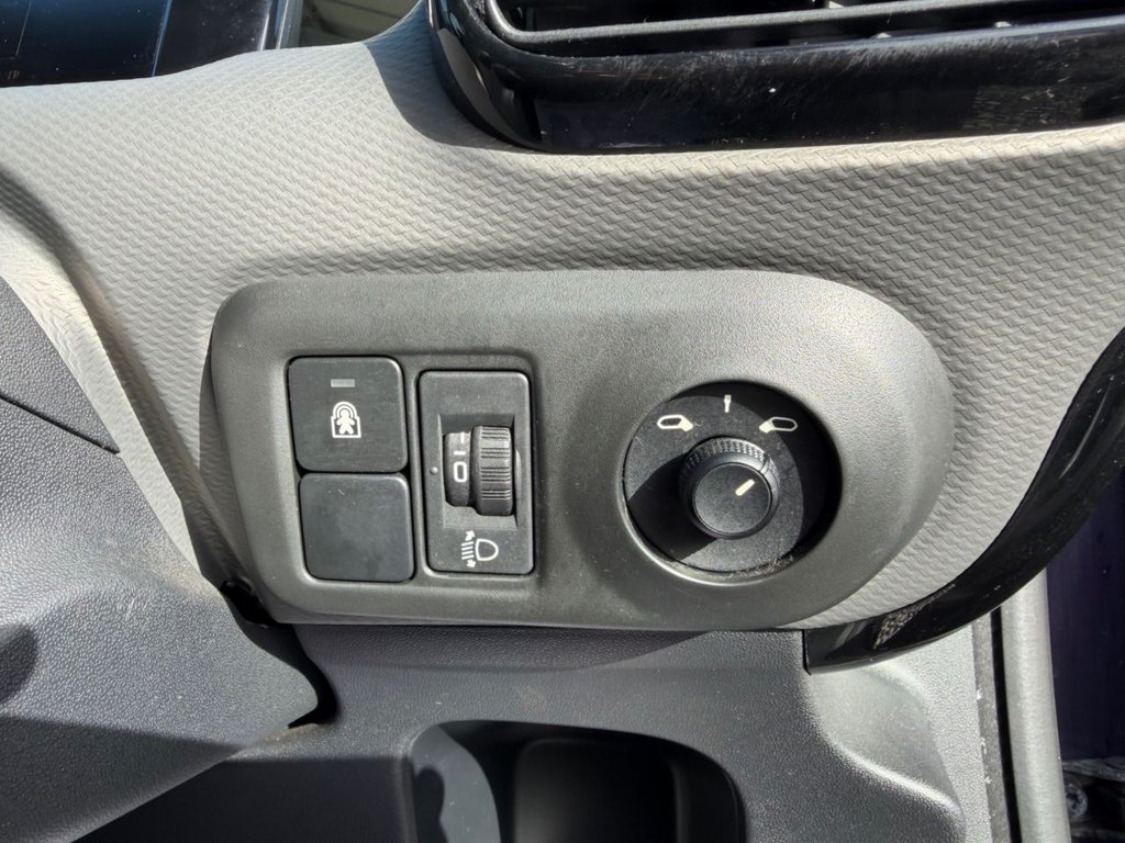 Used Citroen C4 Cactus 2017 for sale - 77673499: Photo 45