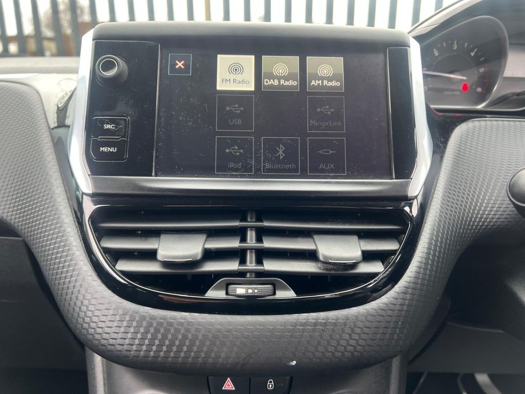 Used Peugeot 208 2016 for sale - 77673715: Photo 28