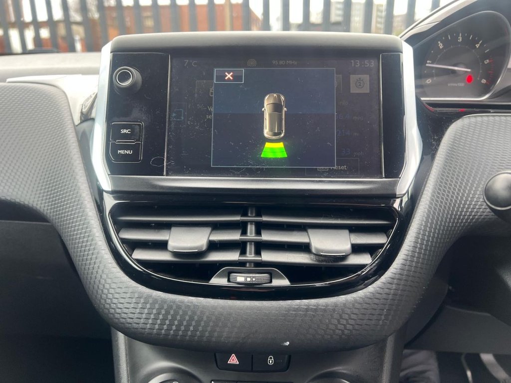 Used Peugeot 208 2016 for sale - 77673715: Photo 32