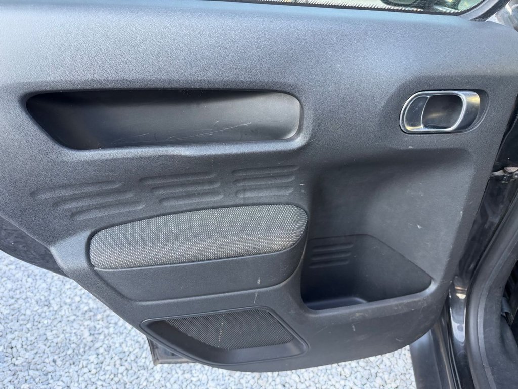 Used Citroen C4 Cactus 2016 for sale - 77841325: Photo 11