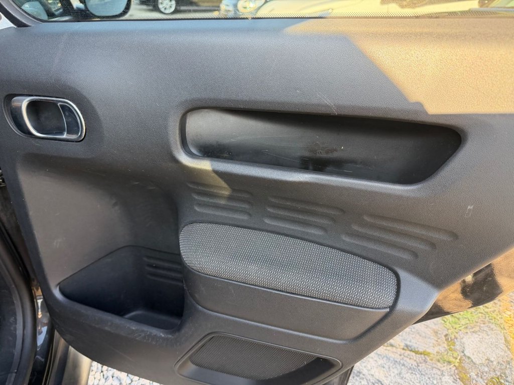 Used Citroen C4 Cactus 2016 for sale - 77841325: Photo 16