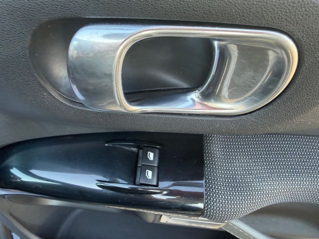 Used Citroen C4 Cactus 2016 for sale - 77841325: Photo 40