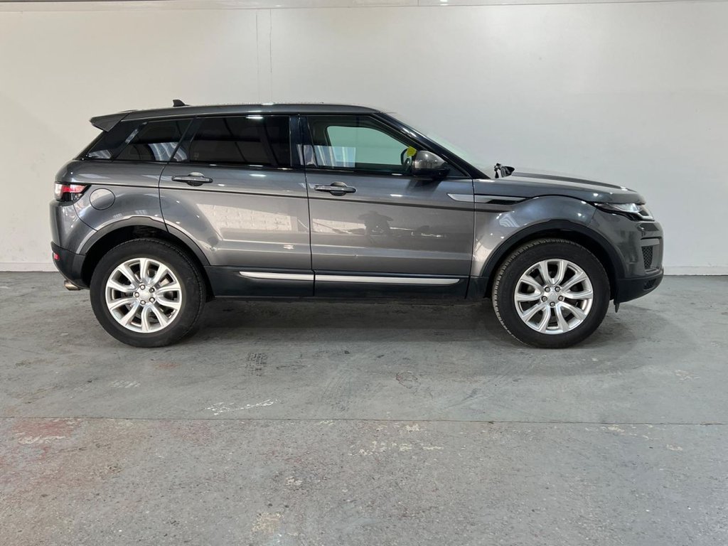 Used Land Rover Range Rover Evoque 2015 for sale - 76434384: Photo 11
