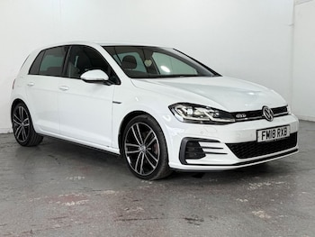 Used Volkswagen Golf 2018 for sale - 75614987: Photo