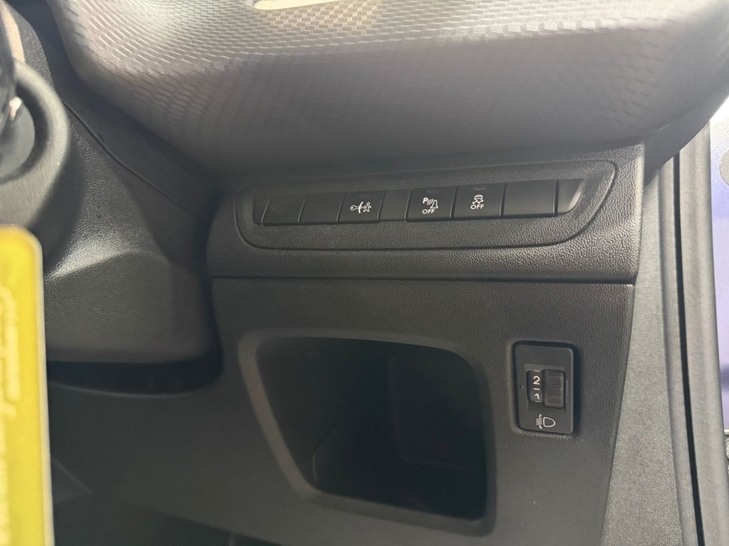 Used Peugeot 208 2017 for sale - 78056351: Photo 30