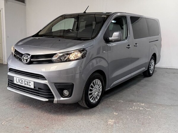 Used Toyota PROACE CITY Verso 2021 for sale - 76202697: Photo 2