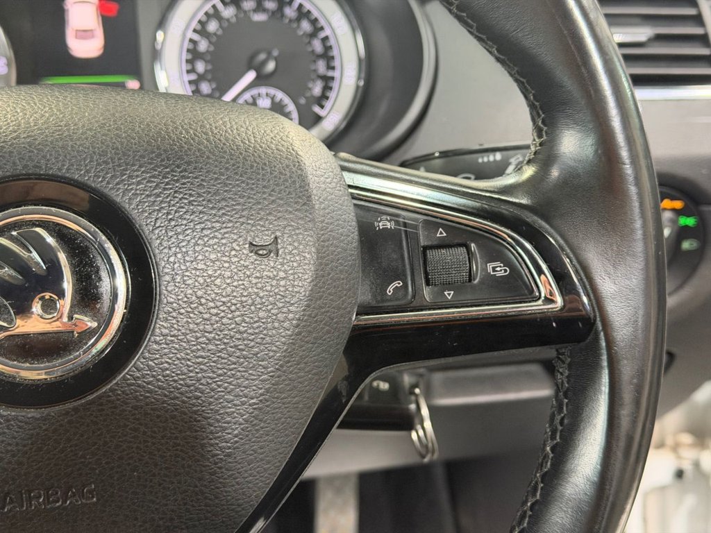 Used Skoda Octavia 2017 for sale - 77904839: Photo 17