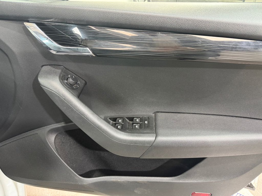 Used Skoda Octavia 2017 for sale - 77904839: Photo 24