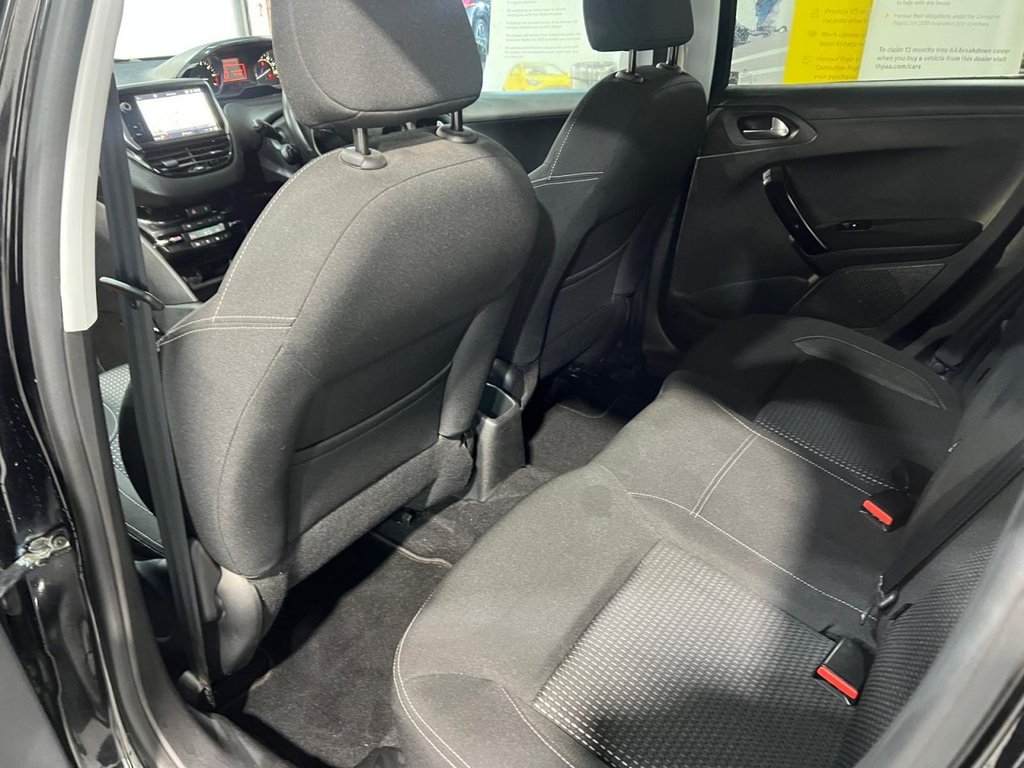 Used Peugeot 208 2018 for sale - 77673675: Photo 14