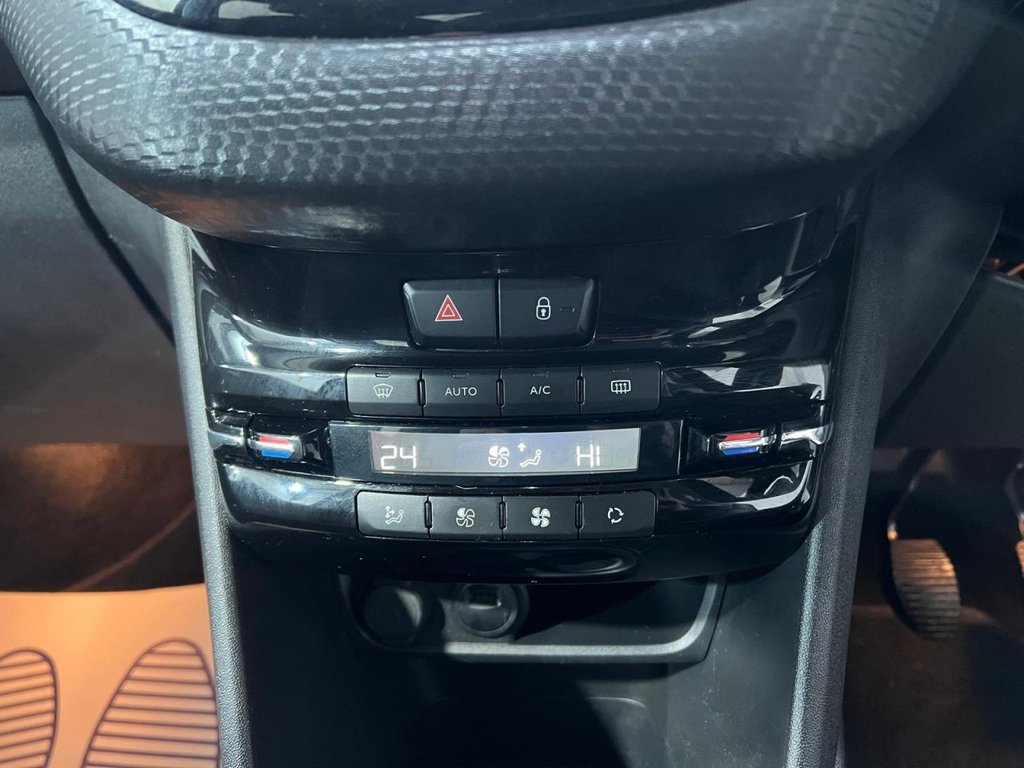 Used Peugeot 208 2018 for sale - 77673675: Photo 21