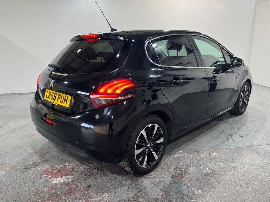 Used Peugeot 208 2018 for sale - 77673675: Photo 8
