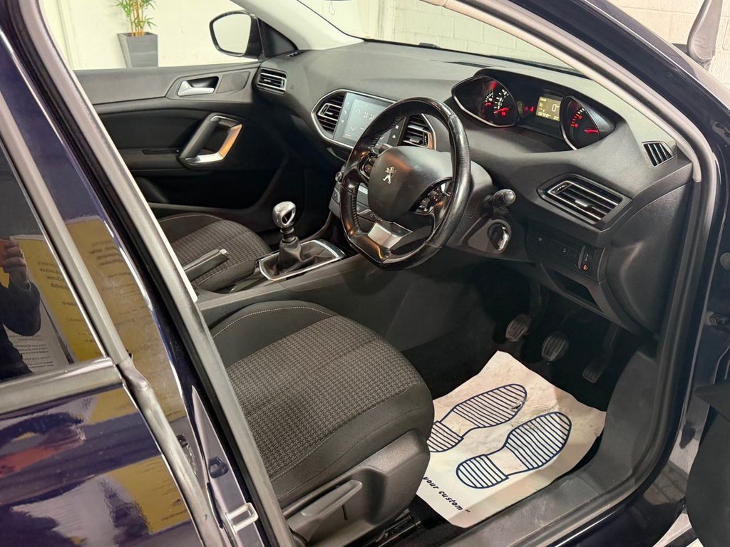 Used Peugeot 308 2018 for sale - 77673690: Photo 10