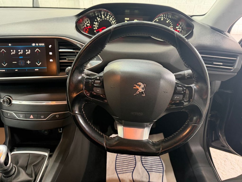 Used Peugeot 308 2018 for sale - 77673690: Photo 13