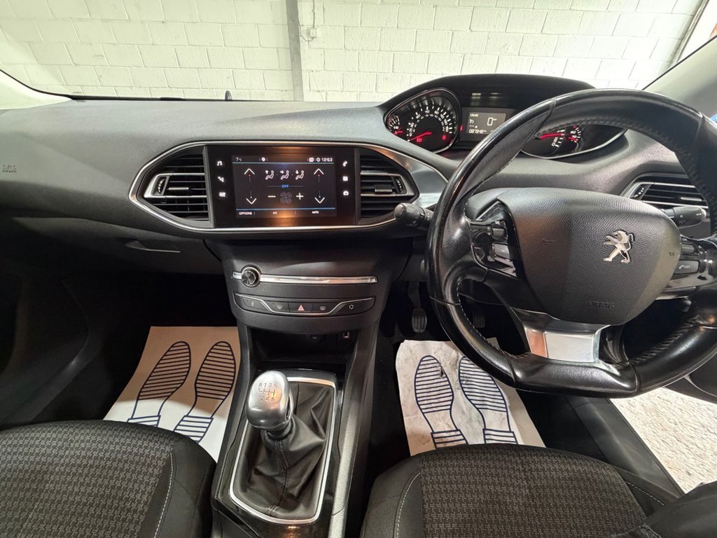 Used Peugeot 308 2018 for sale - 77673690: Photo 29