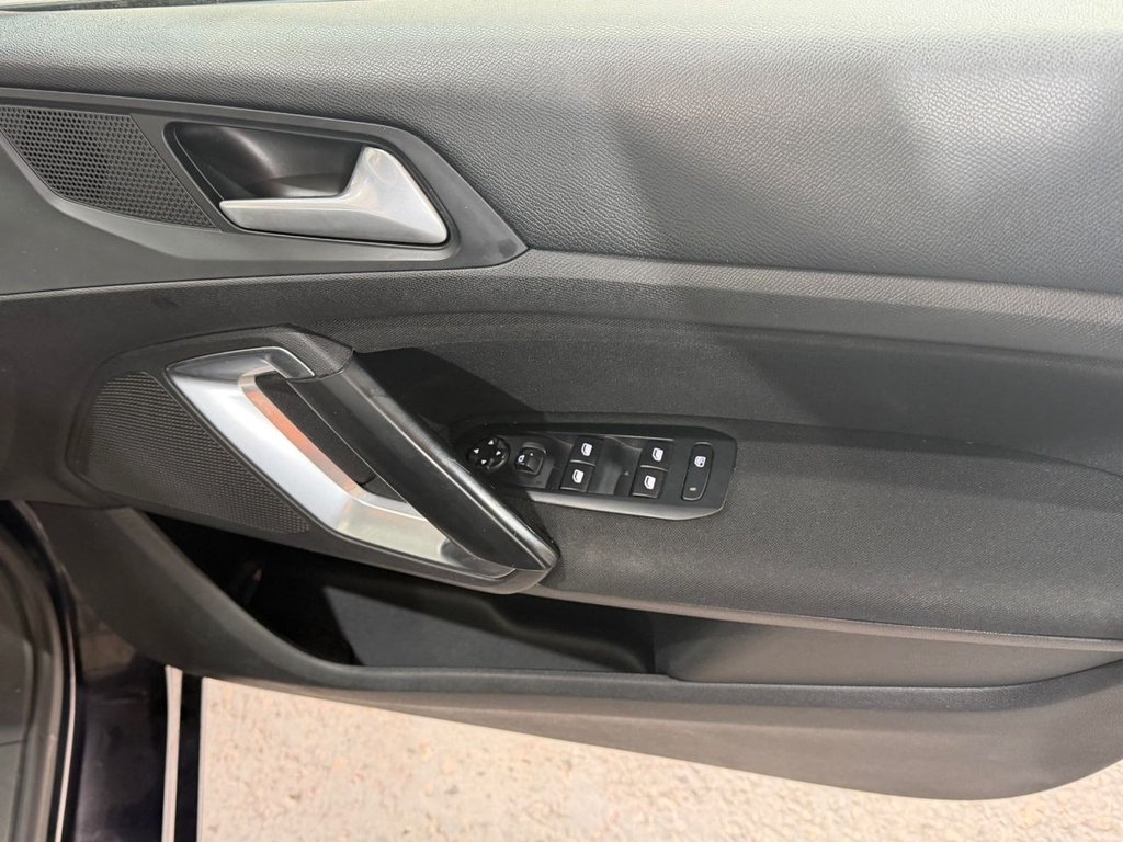 Used Peugeot 308 2018 for sale - 77673690: Photo 34