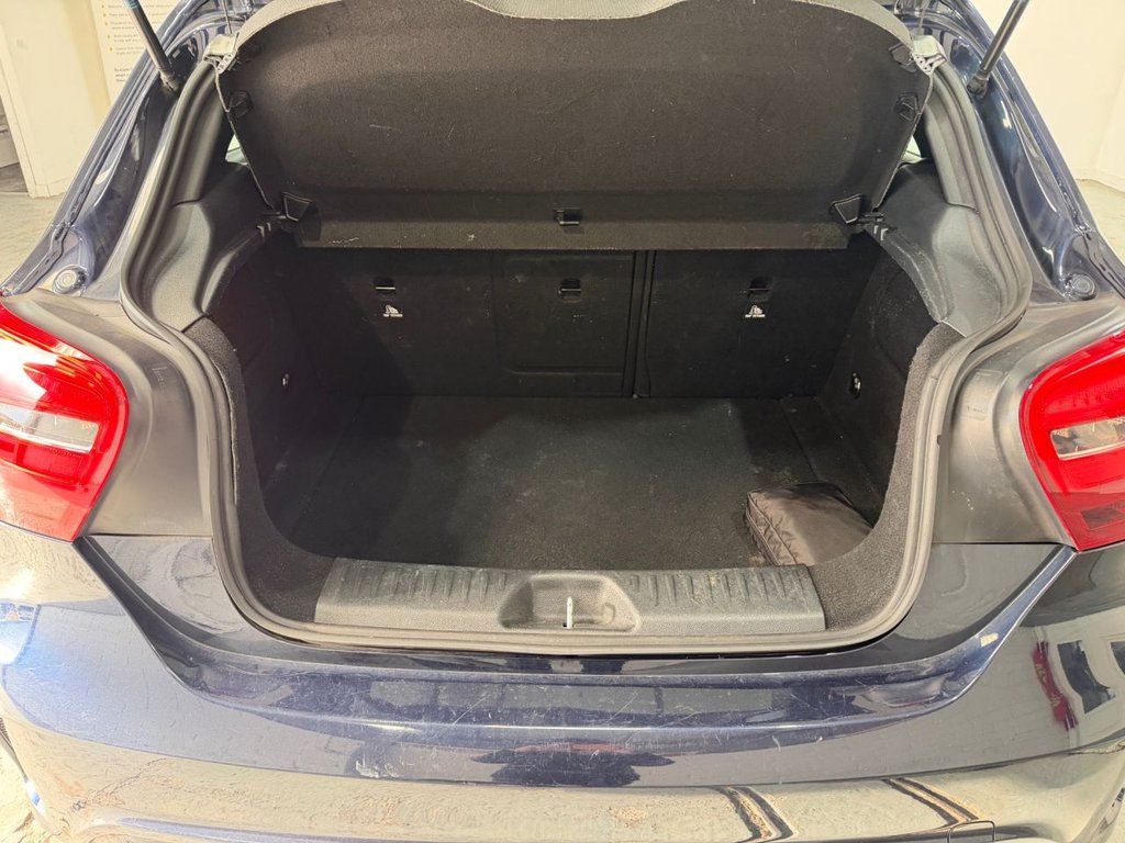 Used Mercedes-Benz A-Class 2018 for sale - 77673691: Photo 32