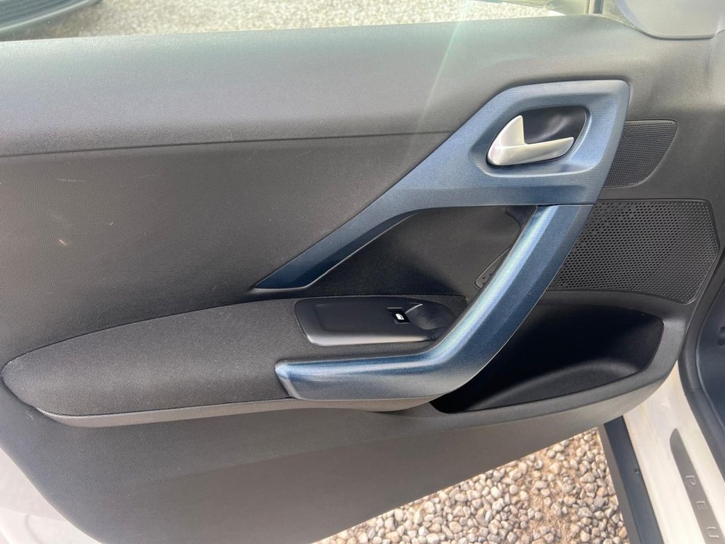 Used Peugeot 2008 2015 for sale - 77673542: Photo 33