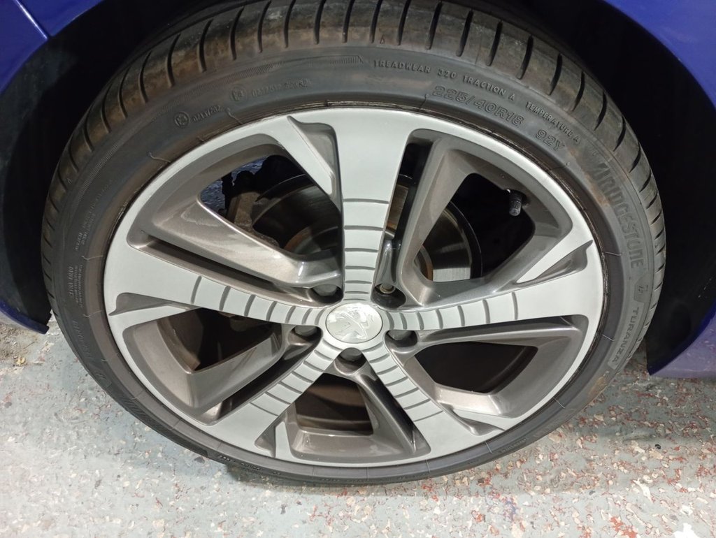 Used Peugeot 308 2016 for sale - 76820371: Photo 12