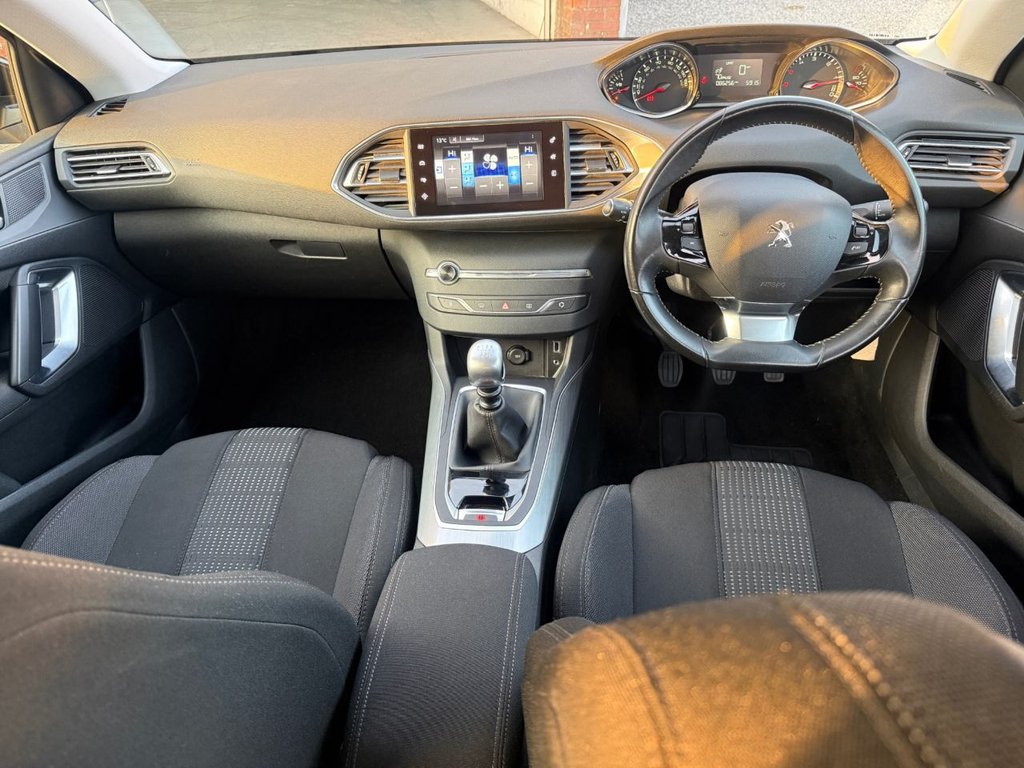 Used Peugeot 308 2017 for sale - 77991061: Photo 12