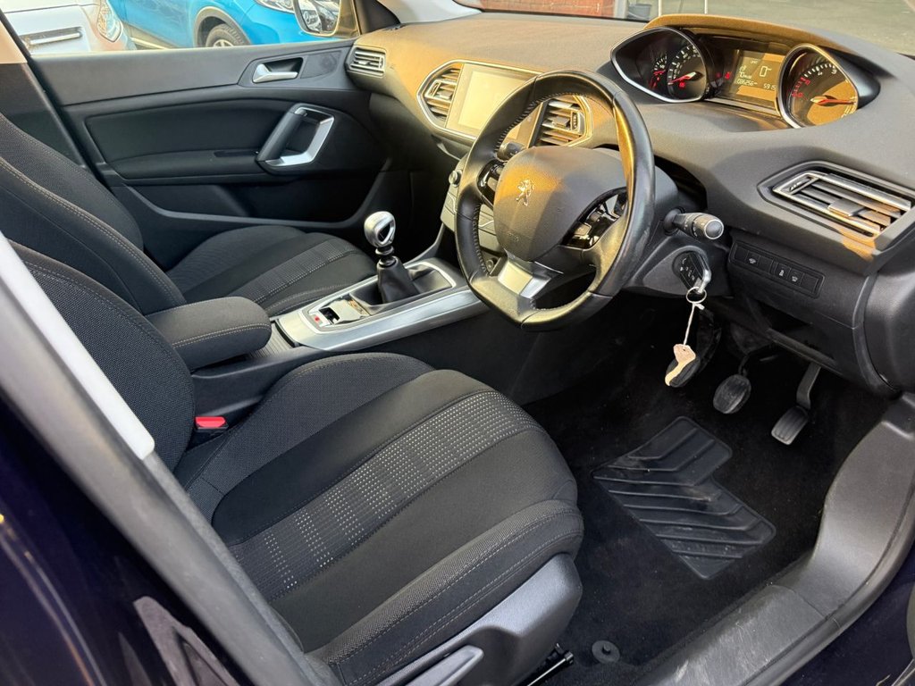 Used Peugeot 308 2017 for sale - 77991061: Photo 13