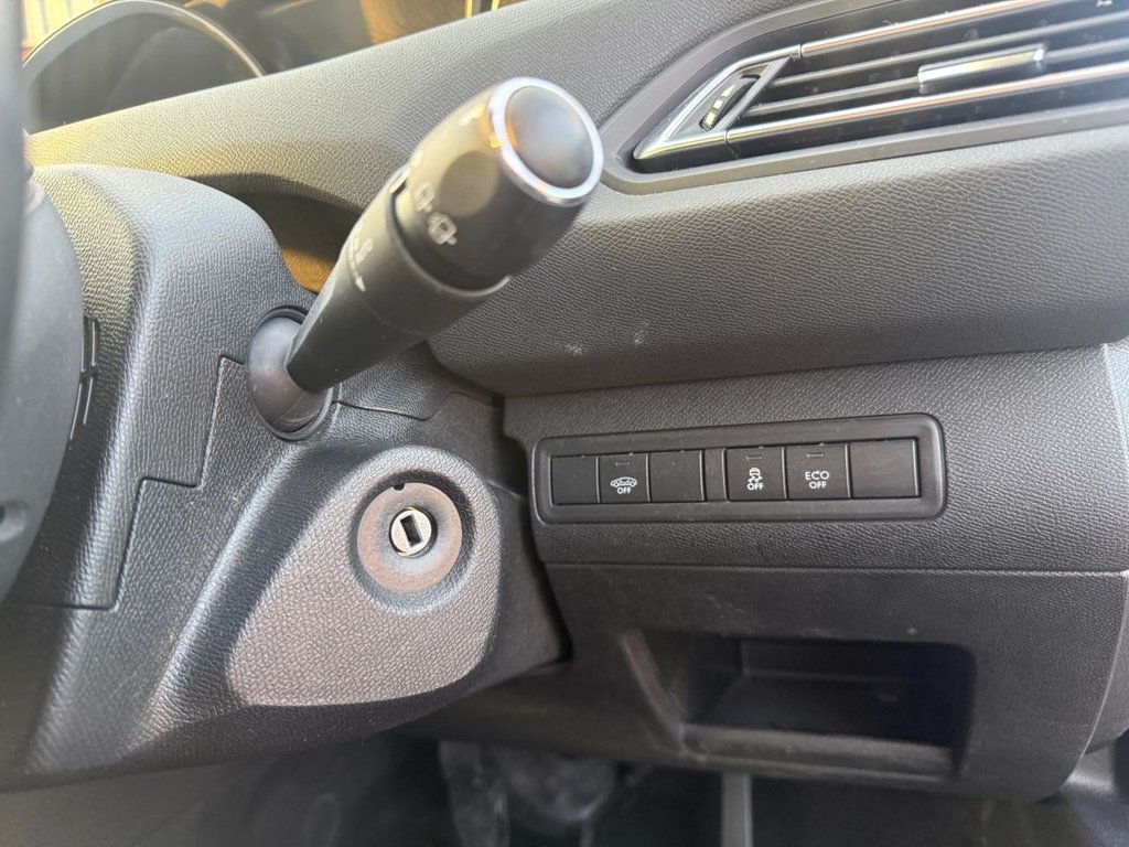 Used Peugeot 308 2017 for sale - 77991061: Photo 27