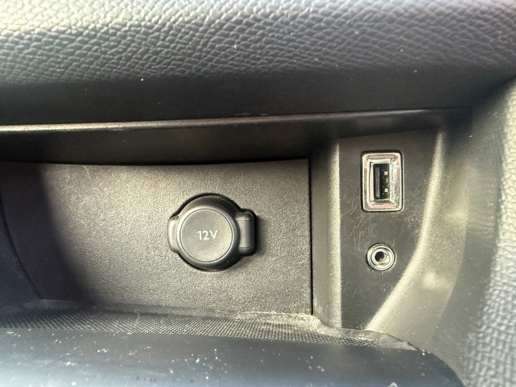 Used Peugeot 308 2017 for sale - 77991061: Photo 32