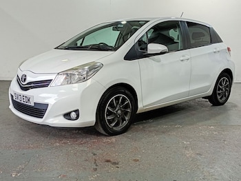 Used Toyota Yaris 2013 for sale - 75624864: Photo