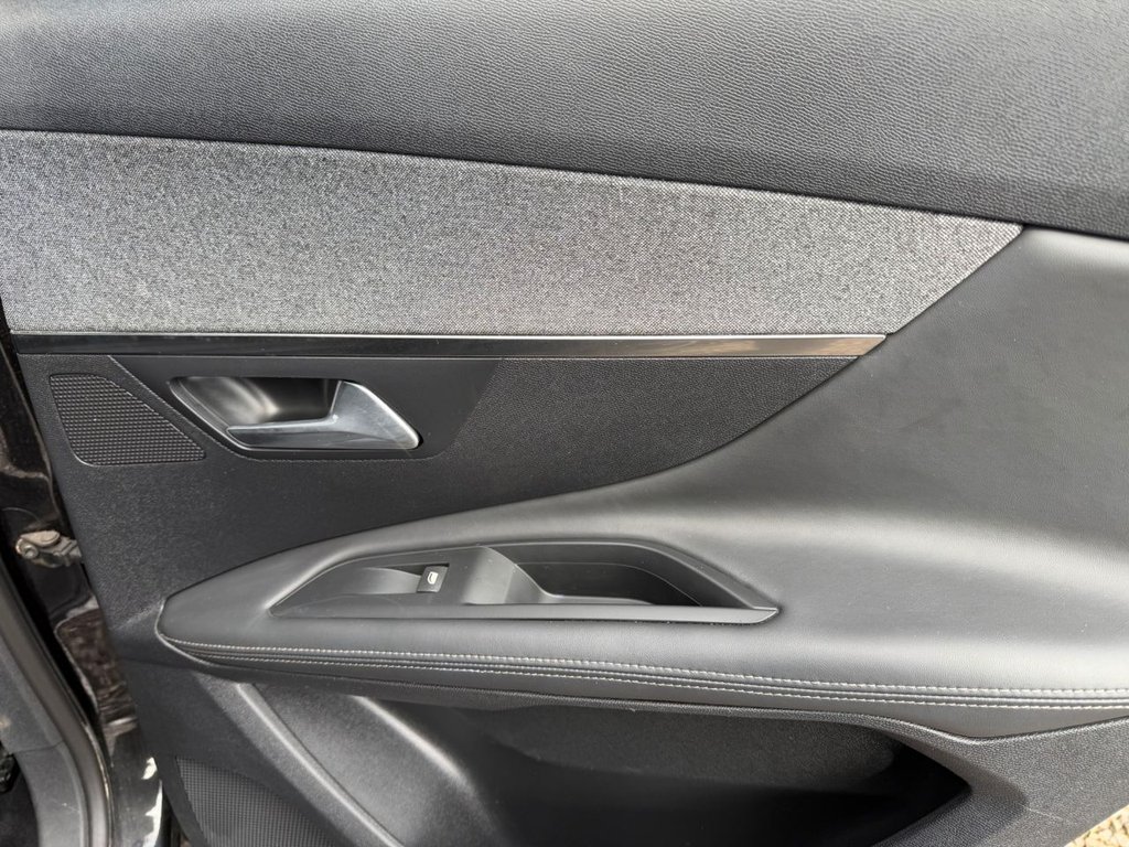 Used Peugeot 3008 2017 for sale - 77904816: Photo 42