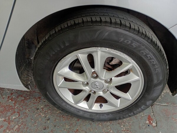 Used Hyundai i30 2013 for sale - 76092383: Photo 9