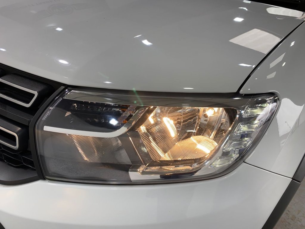 Used Dacia Sandero Stepway 2018 for sale - 73350793: Photo 30