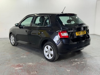 Used Skoda Fabia 2015 for sale - 75843036: Photo