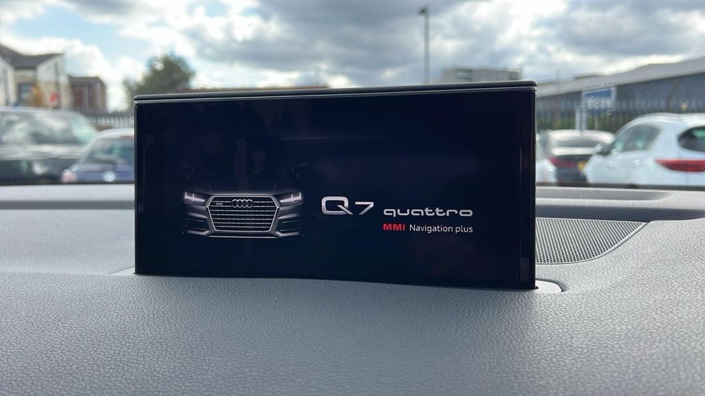 Used Audi Q7 2017 for sale - 77673632: Photo 36