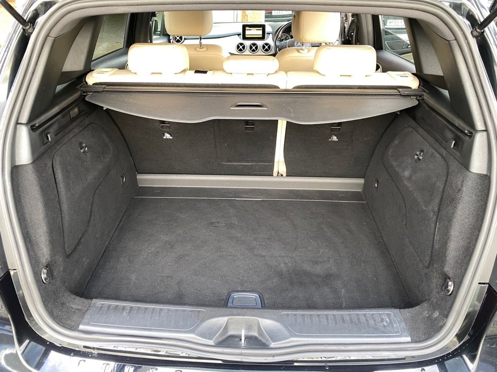 Used Mercedes-Benz B Class 2012 for sale - 77263190: Photo 21