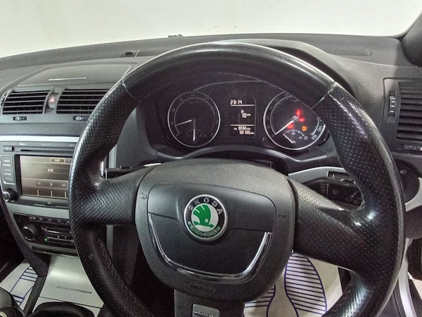 Used Skoda Octavia 2011 for sale - 75624861: Photo 19