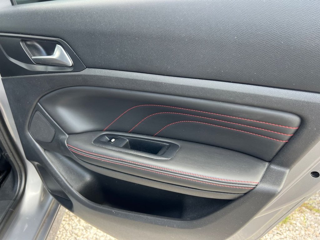 Used Peugeot 308 2016 for sale - 76820203: Photo 26