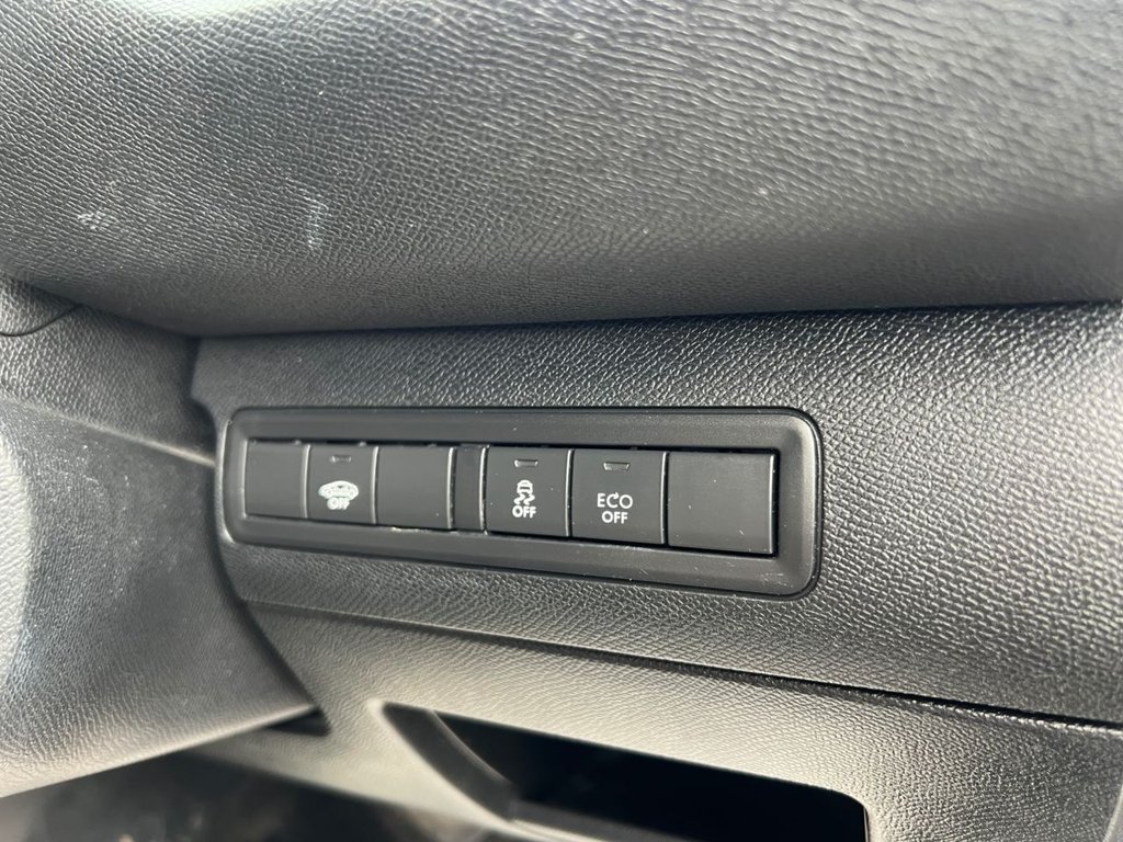 Used Peugeot 308 2016 for sale - 76820203: Photo 35