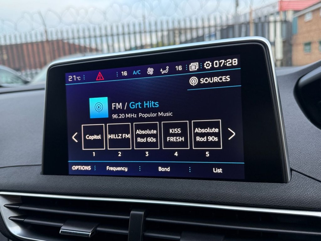 Used Peugeot 3008 2017 for sale - 76147384: Photo 22