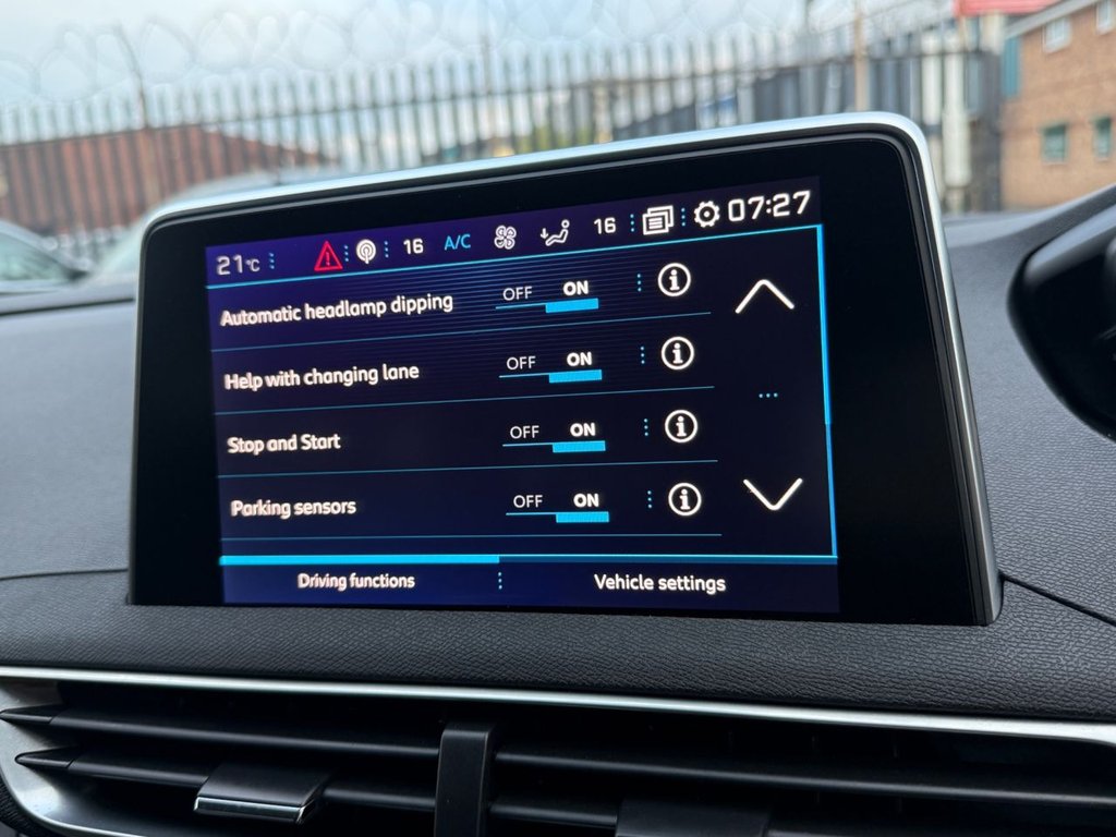 Used Peugeot 3008 2017 for sale - 76147384: Photo 26