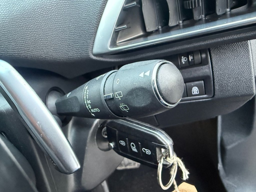 Used Peugeot 3008 2017 for sale - 76147384: Photo 33